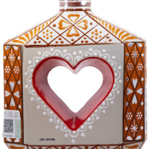 Riqueza Cultural Rubi Corazon Ceramica Anejo (Heart Bottle) Tequila
